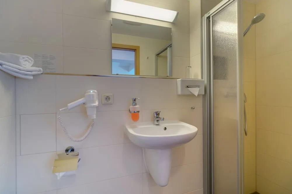 hotel image 16