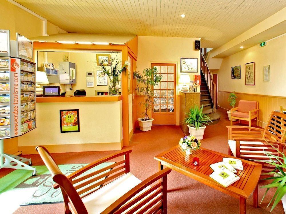 hotel image 13