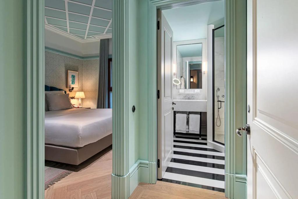 hotel image 11