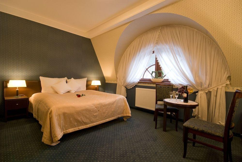 hotel image 16
