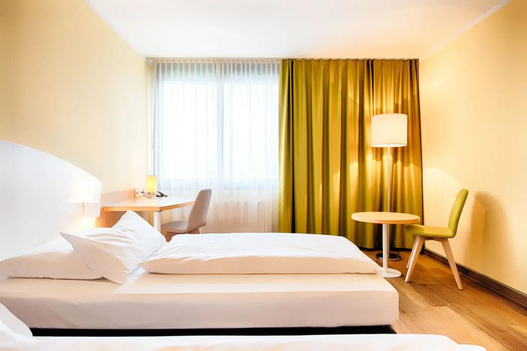 hotel image 32