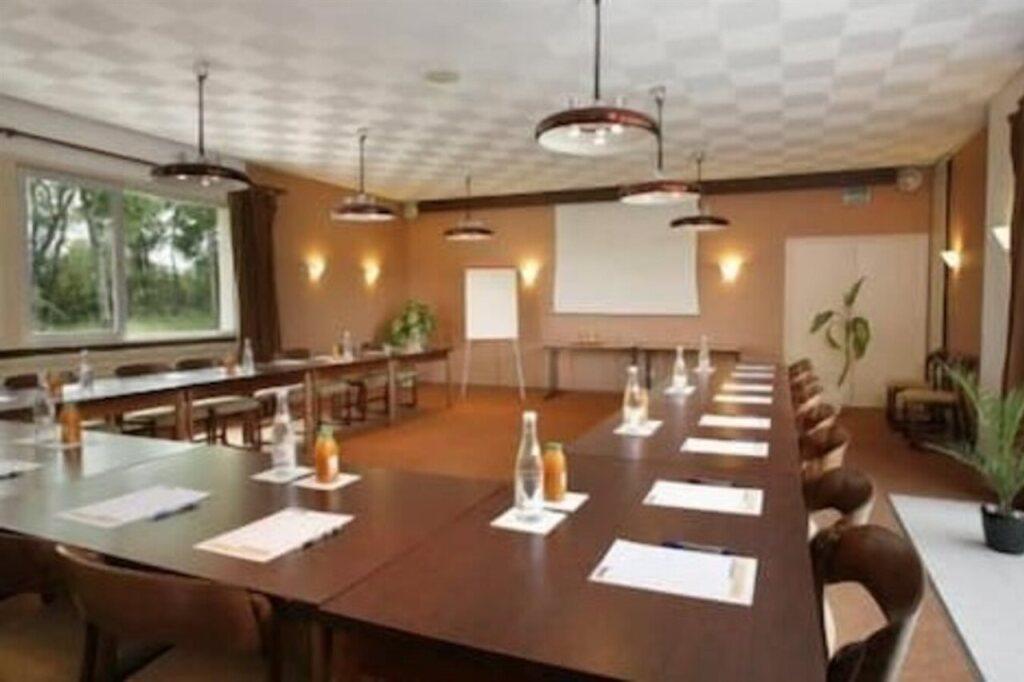 hotel image 16