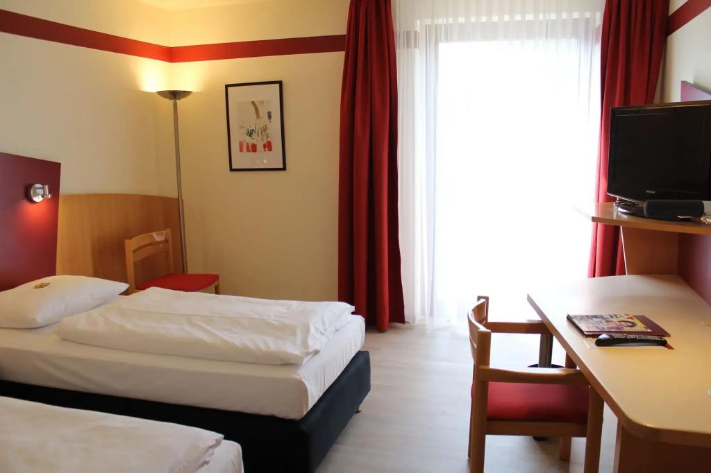 hotel image 8