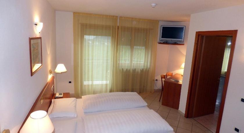 hotel image 13