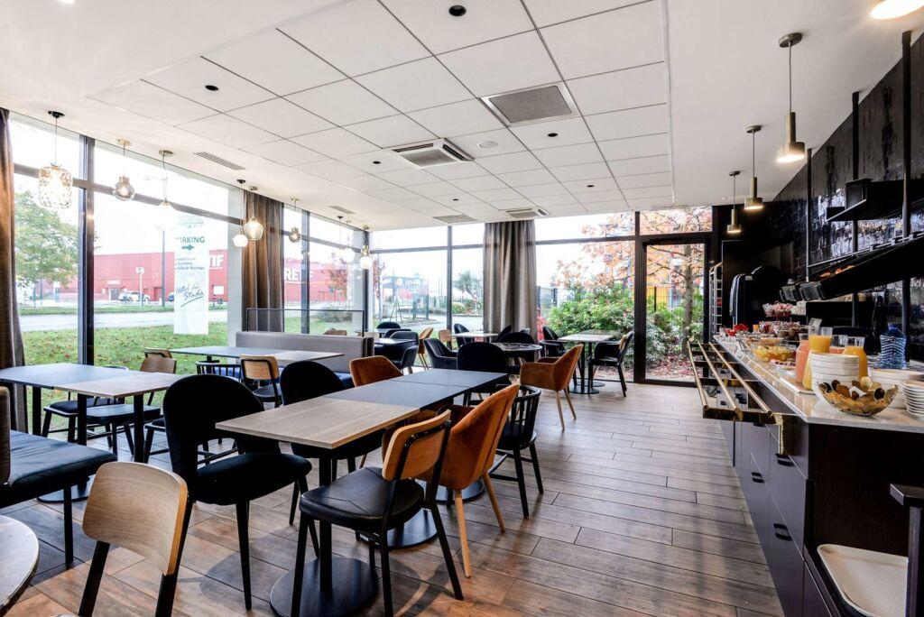 hotel image 13