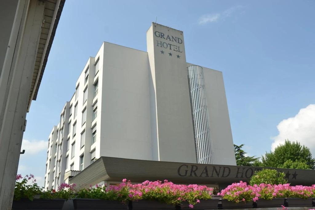 hotel image 9