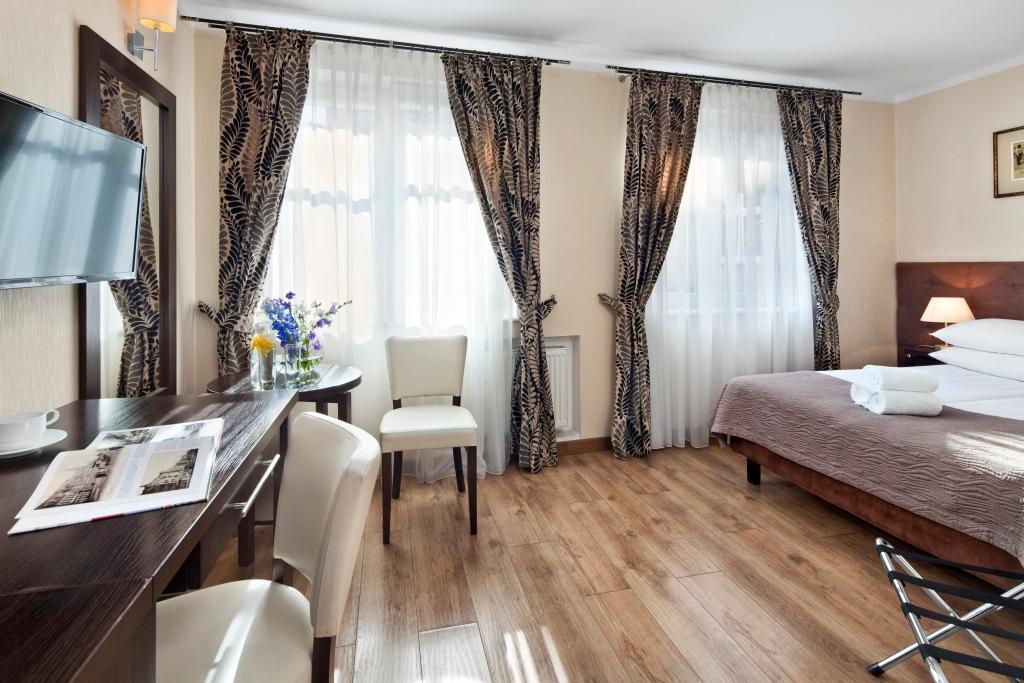 hotel image 12