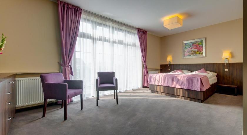 hotel image 13