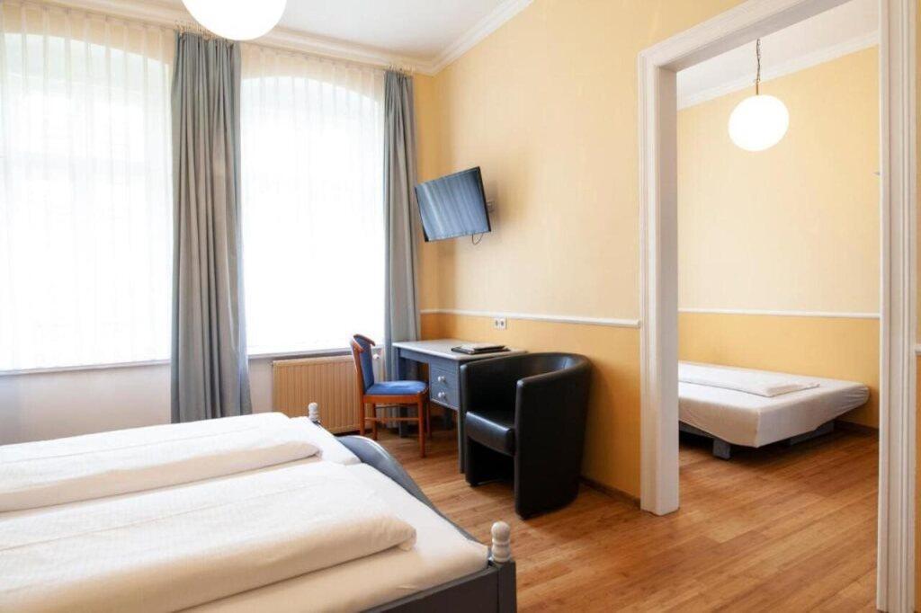 hotel image 8