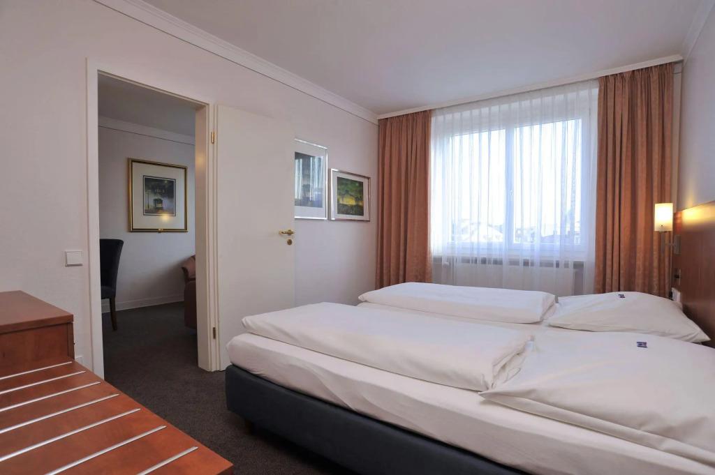 hotel image 16