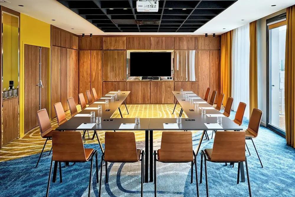 hotel image 8