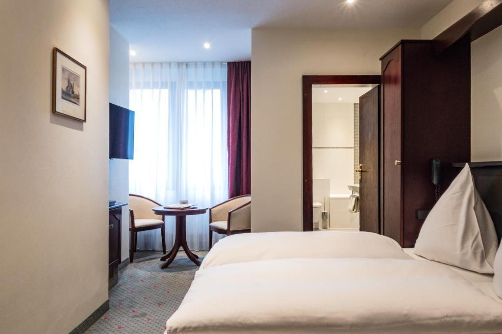 hotel image 16