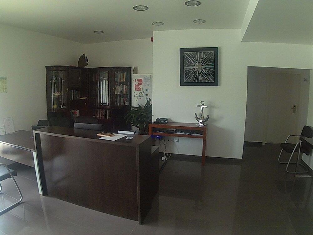 hotel image 13