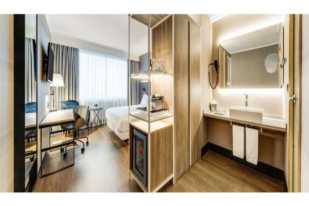 hotel image 9