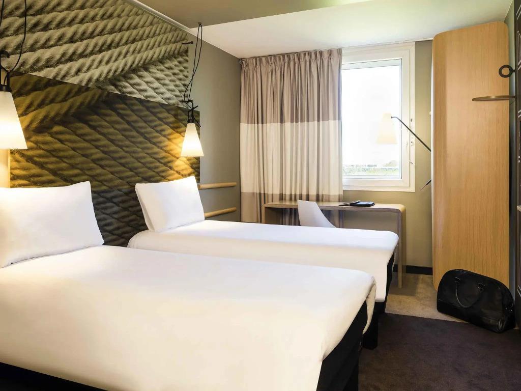 hotel image 8