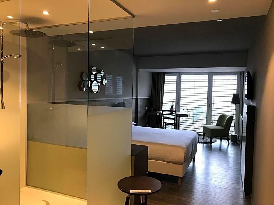 hotel image 11