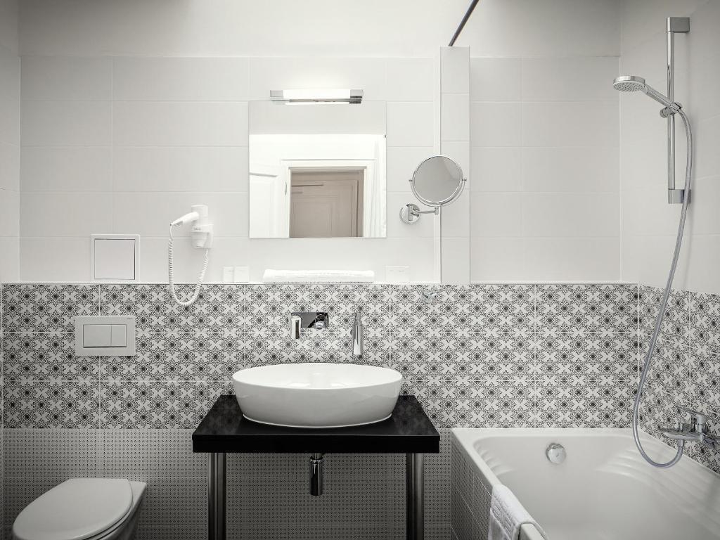 hotel image 18