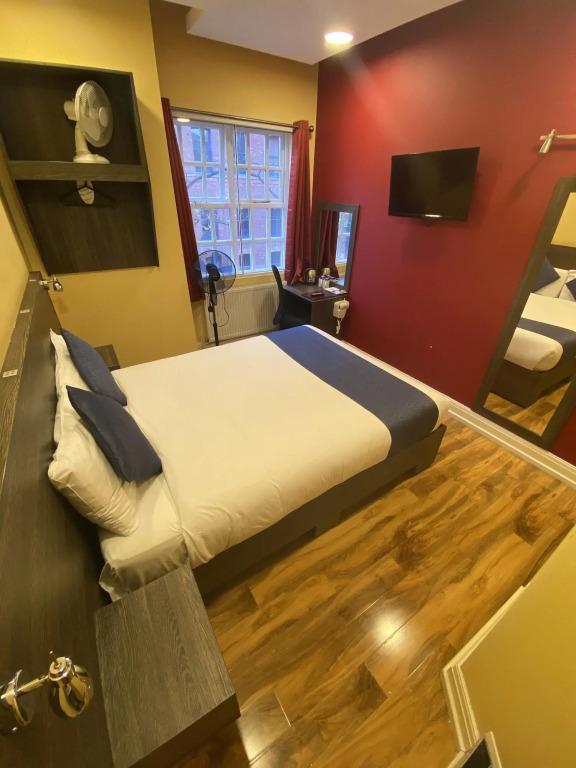 hotel image 12