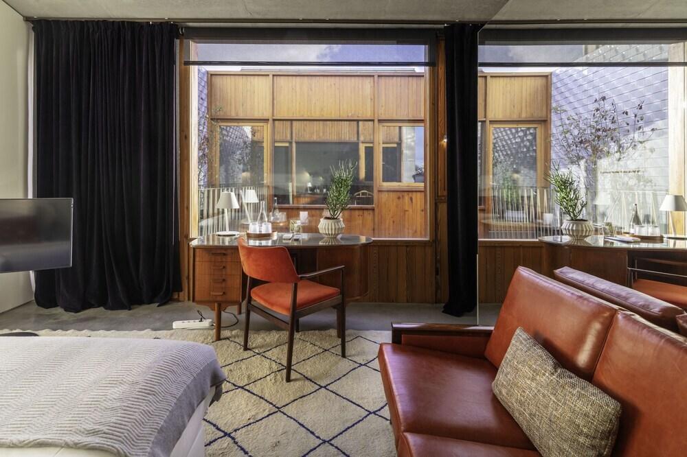 hotel image 12