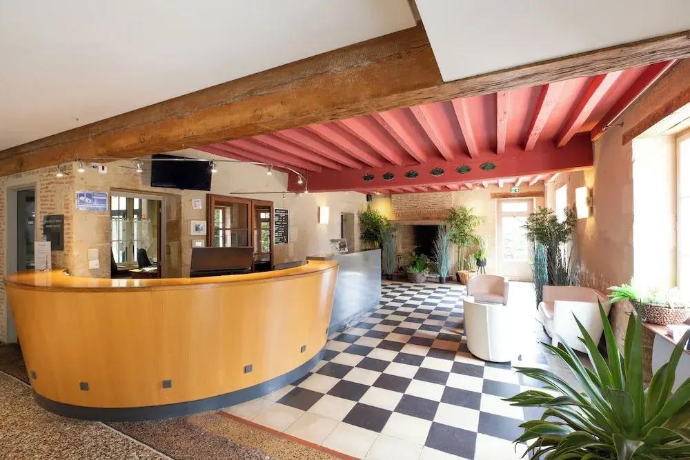 hotel