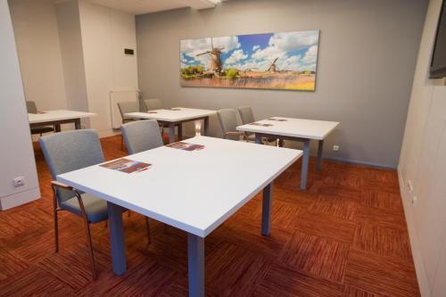 hotel image 13