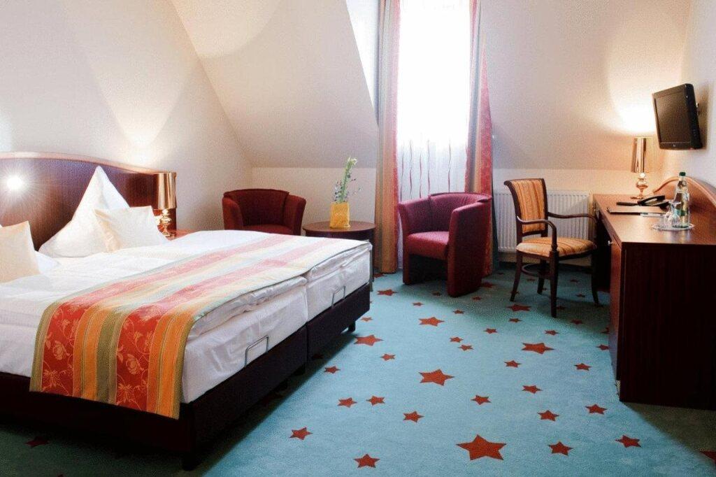 hotel image 10