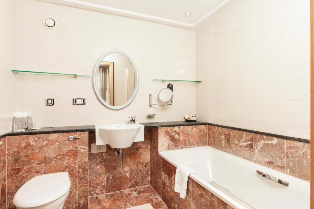 hotel image 39