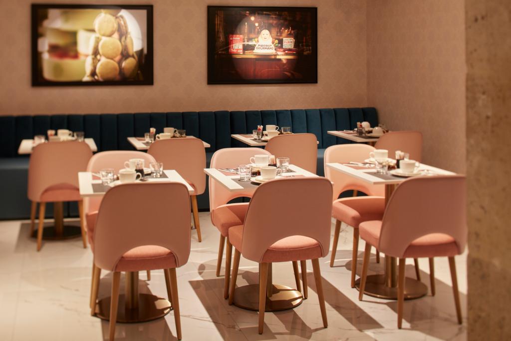 hotel image 12