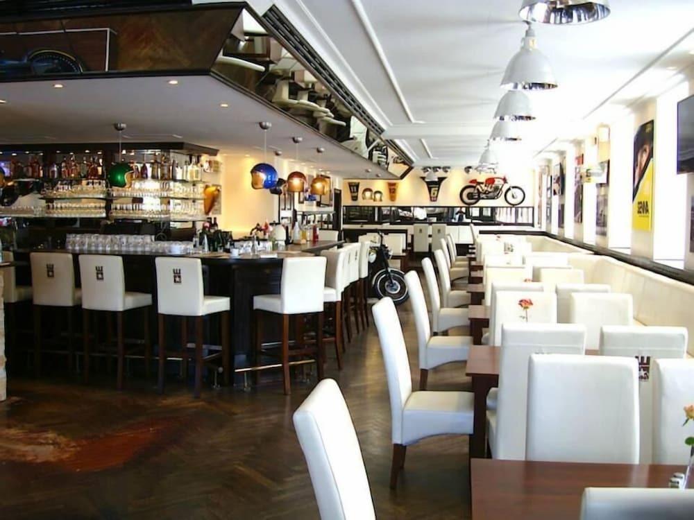 hotel image 12