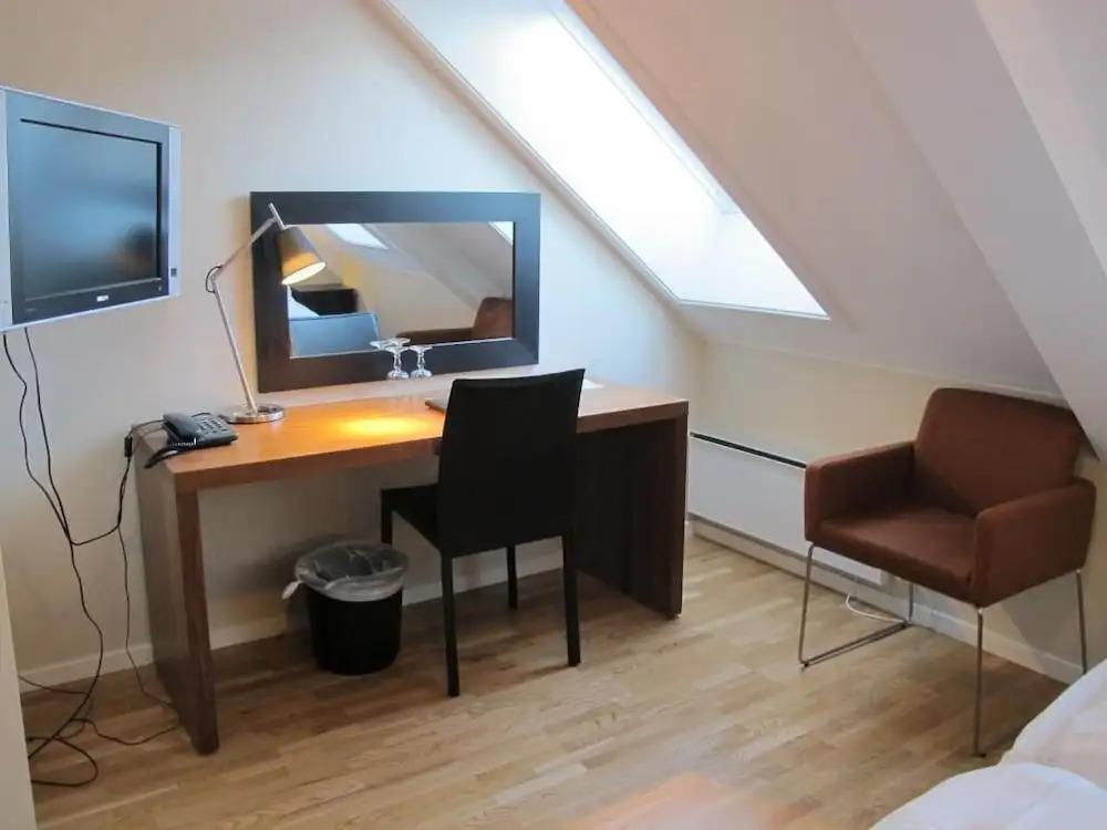 hotel image 8
