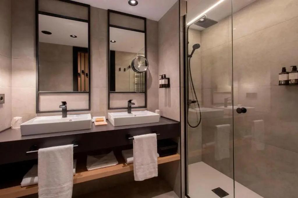 hotel image 11