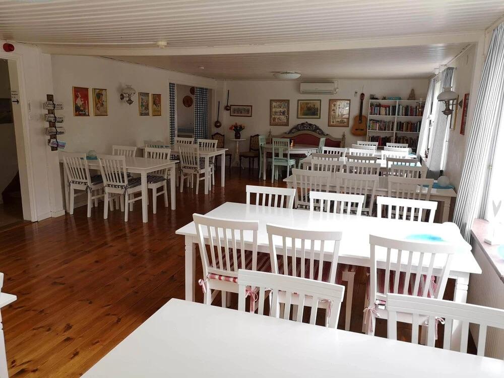 hotel image 13