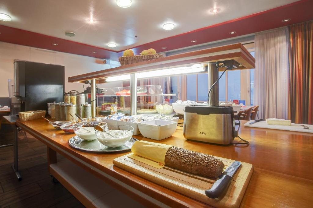 hotel image 10