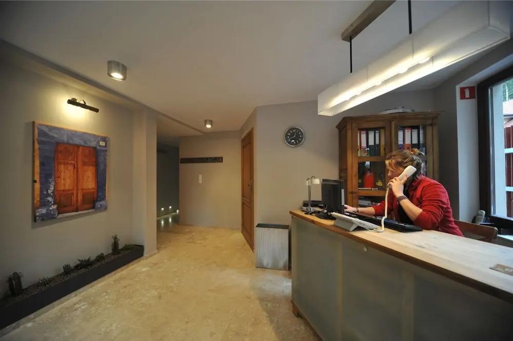 hotel image 9