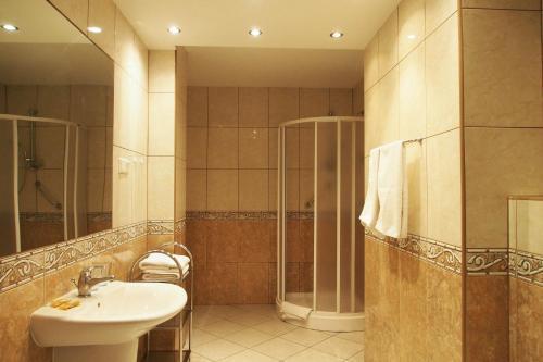 hotel image 9