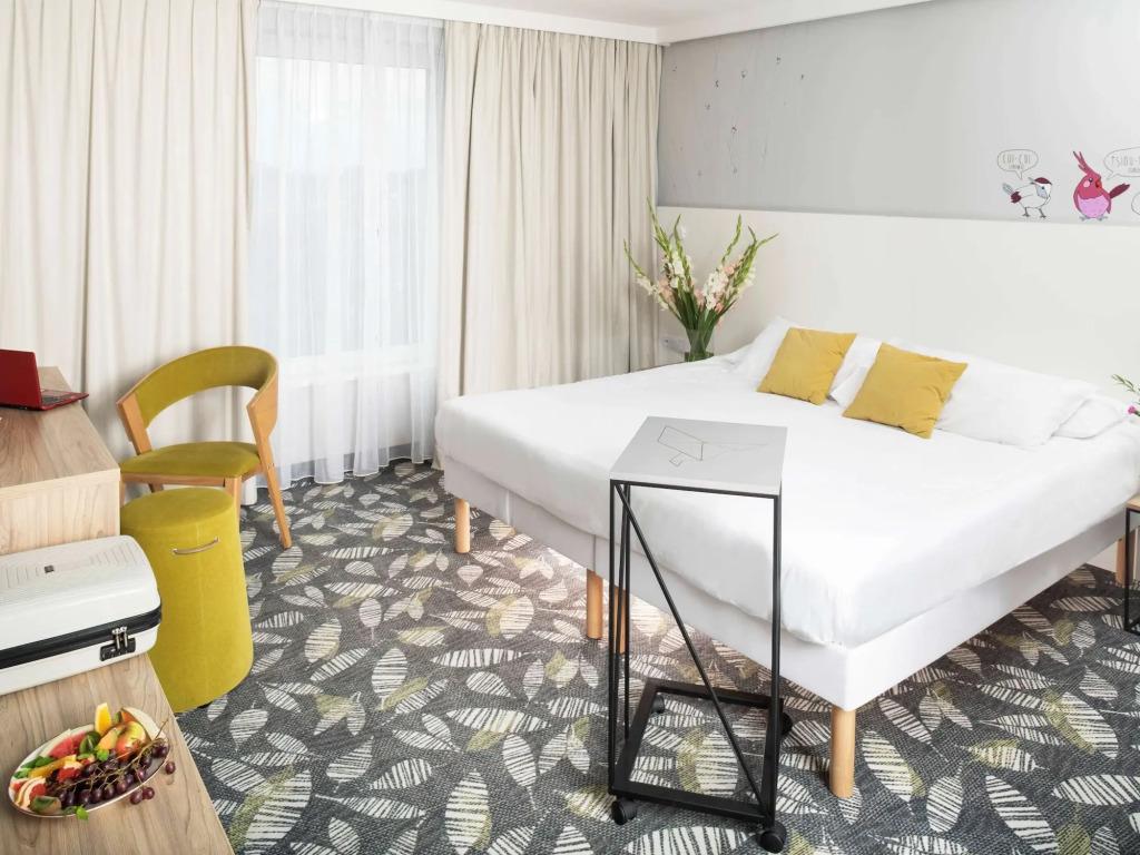 hotel image 13
