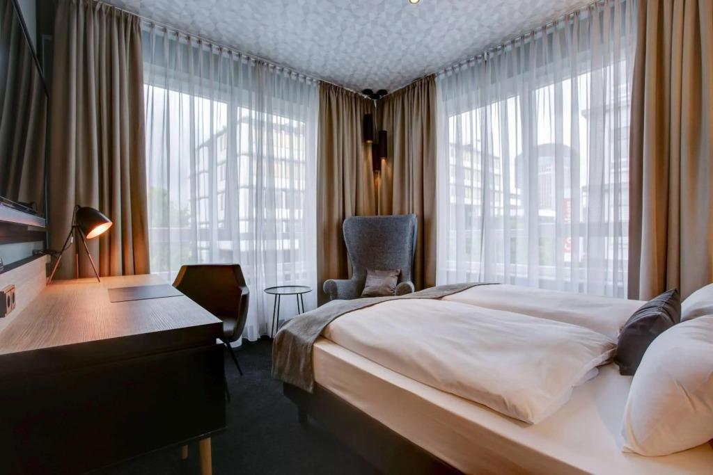 hotel image 9