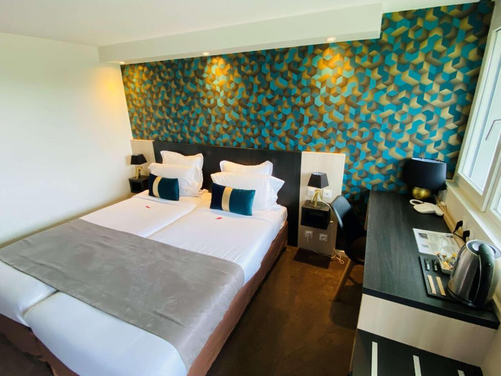 hotel image 12