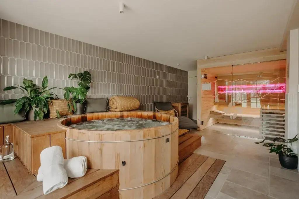hotel image 10