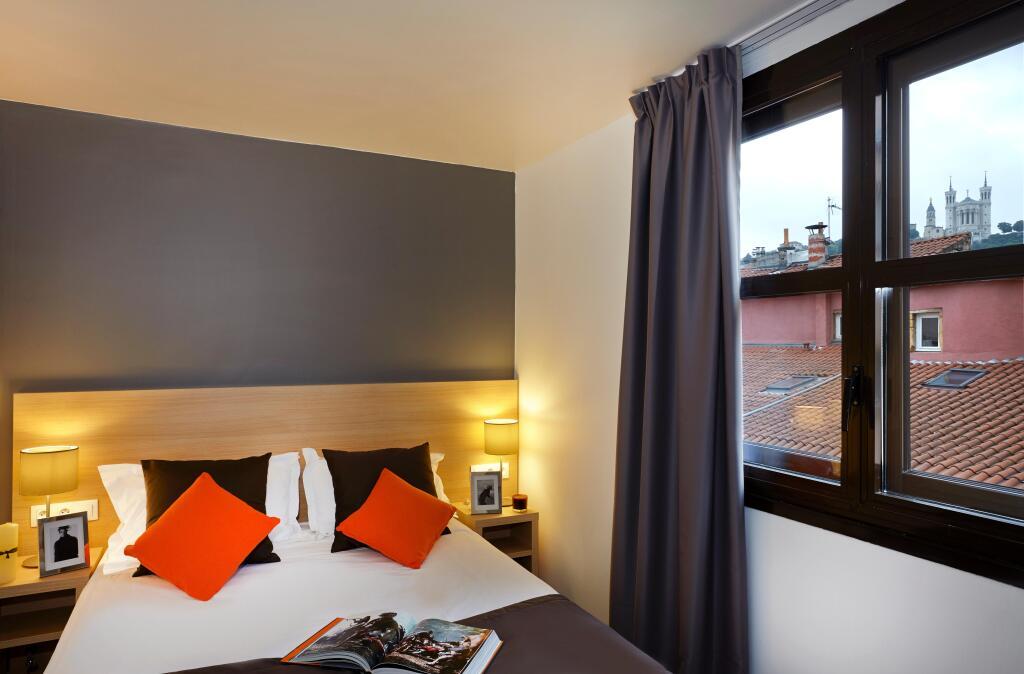 hotel image 10