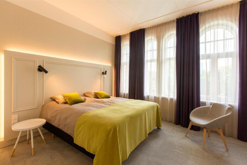 hotel image 12