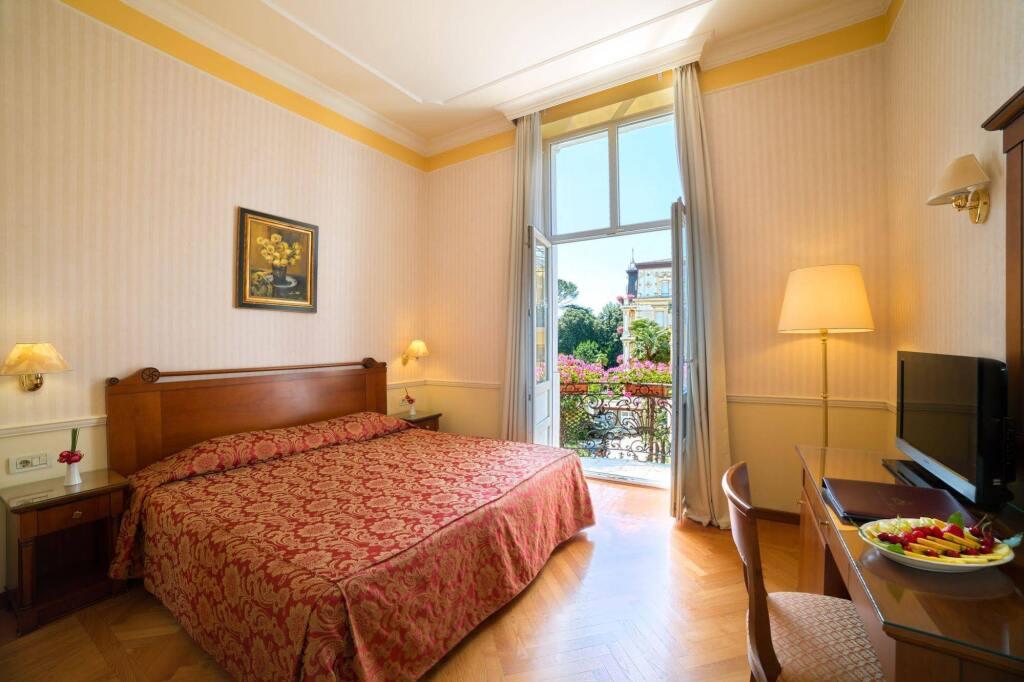 hotel image 10