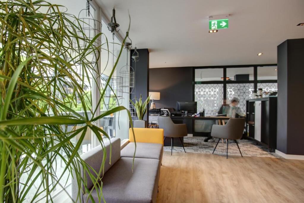 hotel image 12