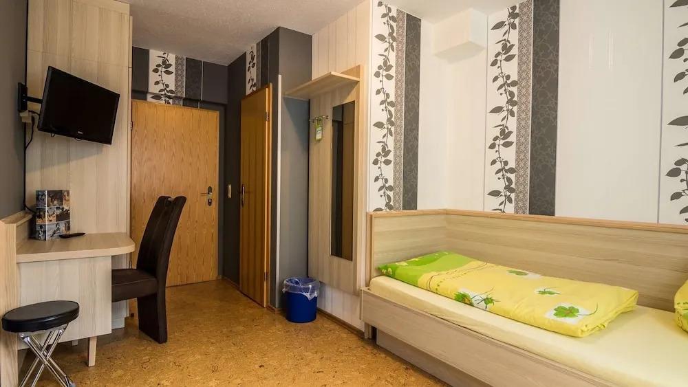 hotel image 10