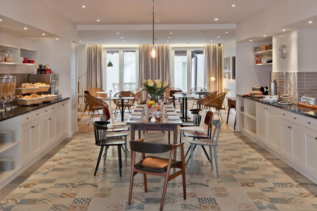 hotel image 9