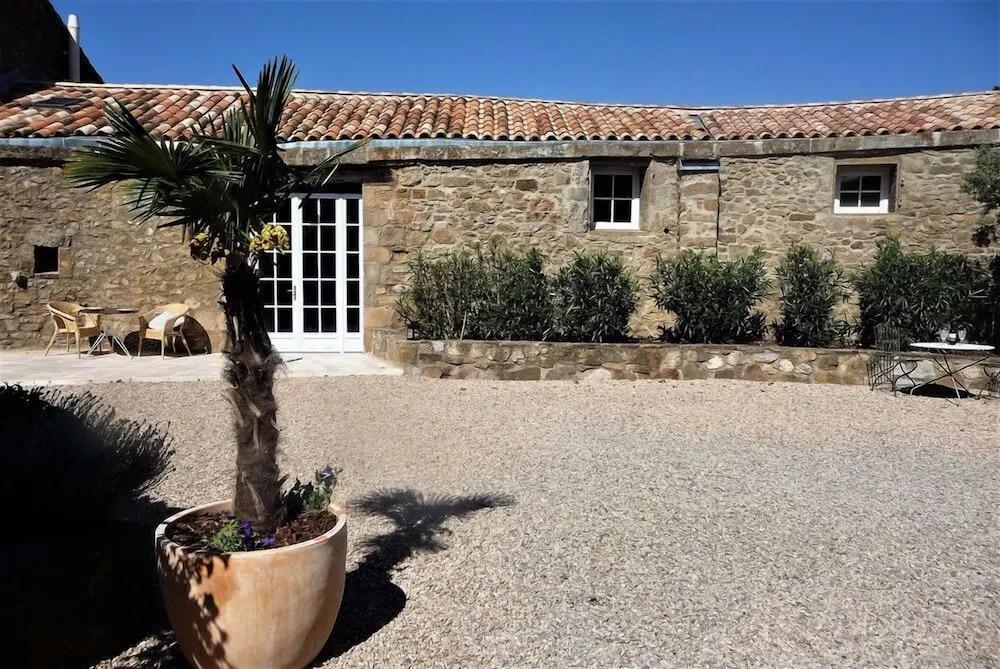 hotel image 12
