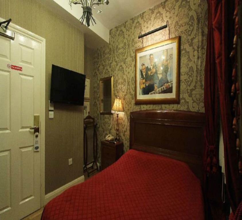 hotel image 10