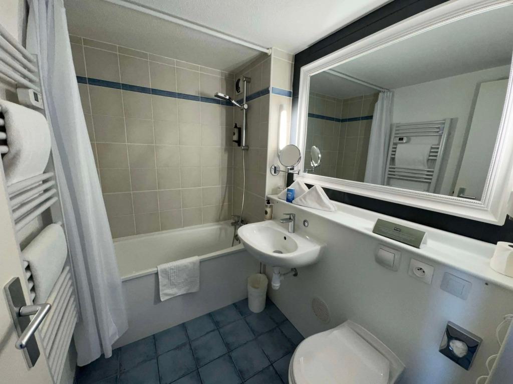 hotel image 16