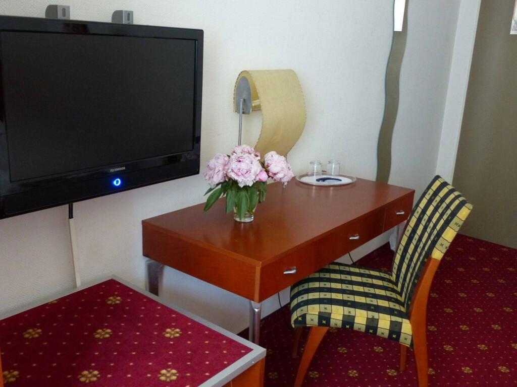 hotel image 9