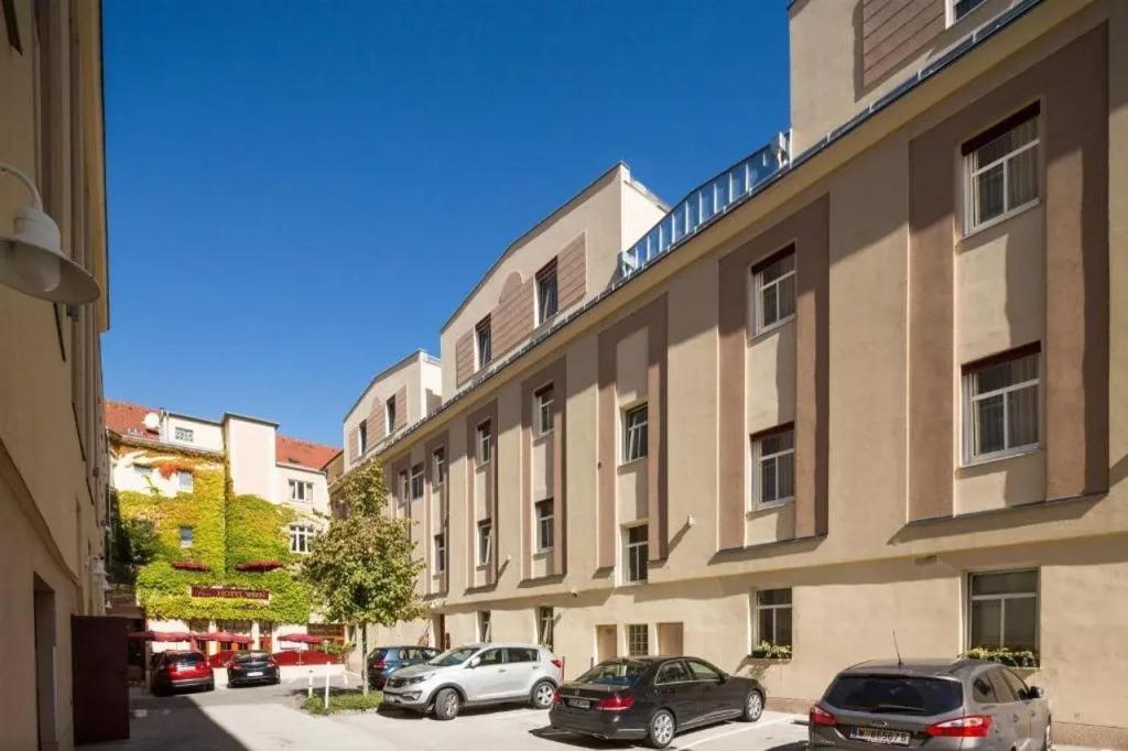 hotel image 11